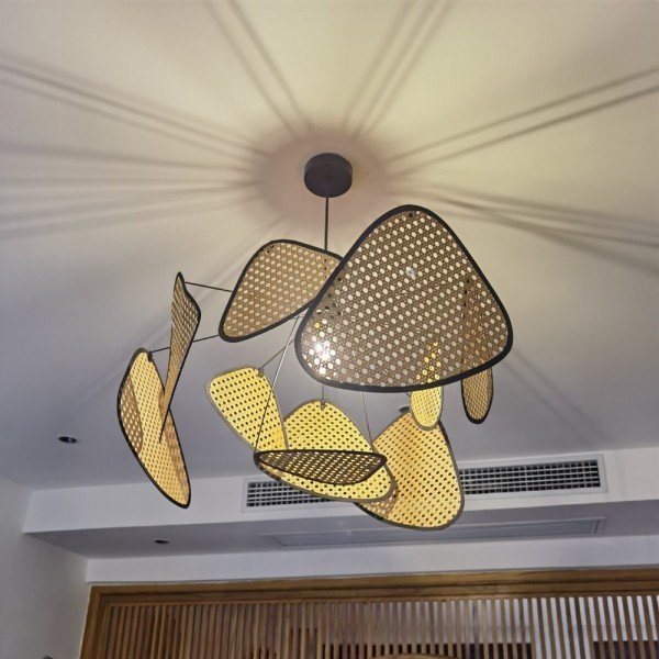 Screen Cannage Pendant Light
