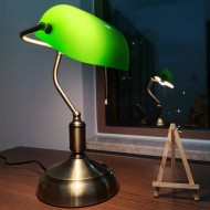 Nostalgic Vintage Table Lamp