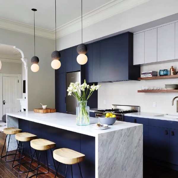 MIA Minimalist Light