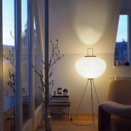 Akari 10A Floor Lamp