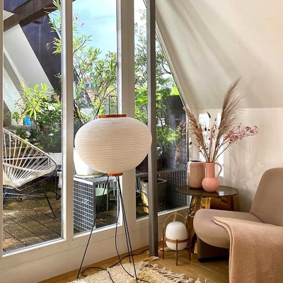 Akari 10A Floor Lamp