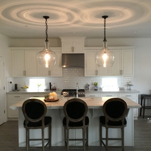 Teardrop Glass Pendant Light