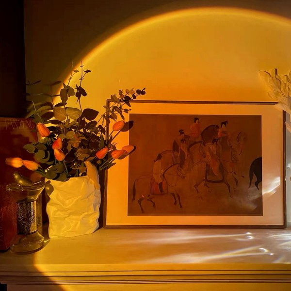 Sunset LED Table Lights 180° Rotation Suitable For Living Room Party