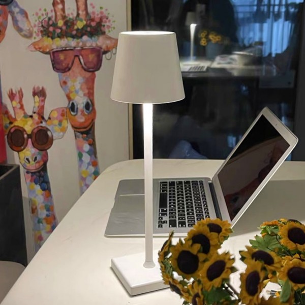 Poldina LED Table Lamp