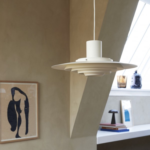 P376 Pendant Light