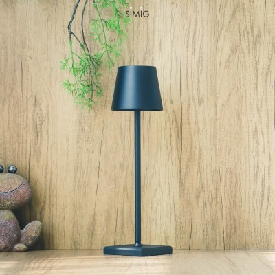Poldina LED Table Lamp
