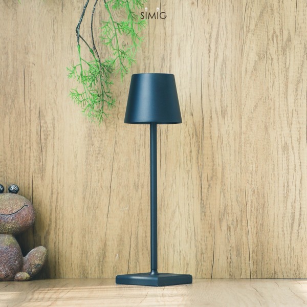 Poldina LED Table Lamp