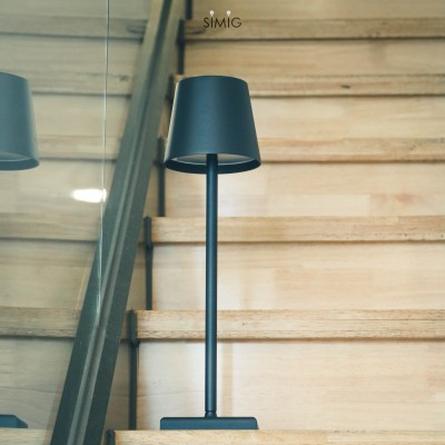 Poldina LED Table Lamp