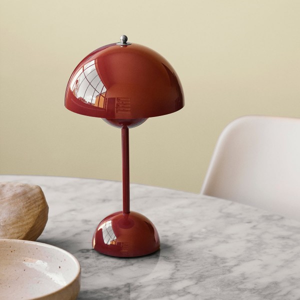 Macaroon Bud Portable Table Lamp