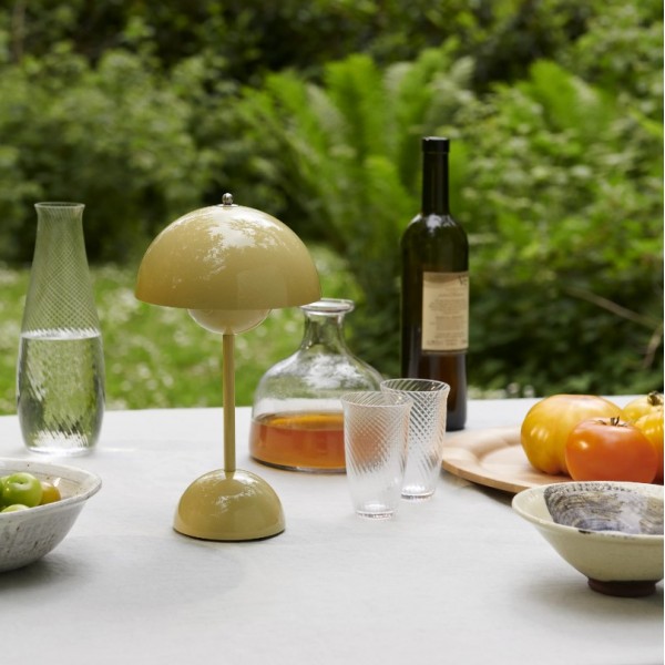 Macaroon Bud Portable Table Lamp