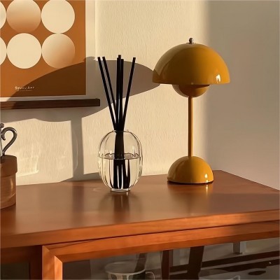 Macaroon Bud Portable Table Lamp