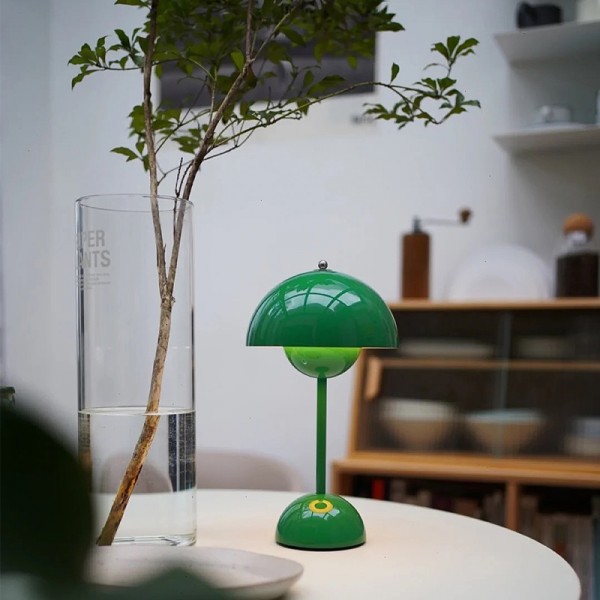 Macaroon Bud Portable Table Lamp