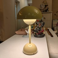 Macaroon Bud Portable Table Lamp