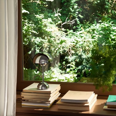 Macaroon Bud Portable Table Lamp