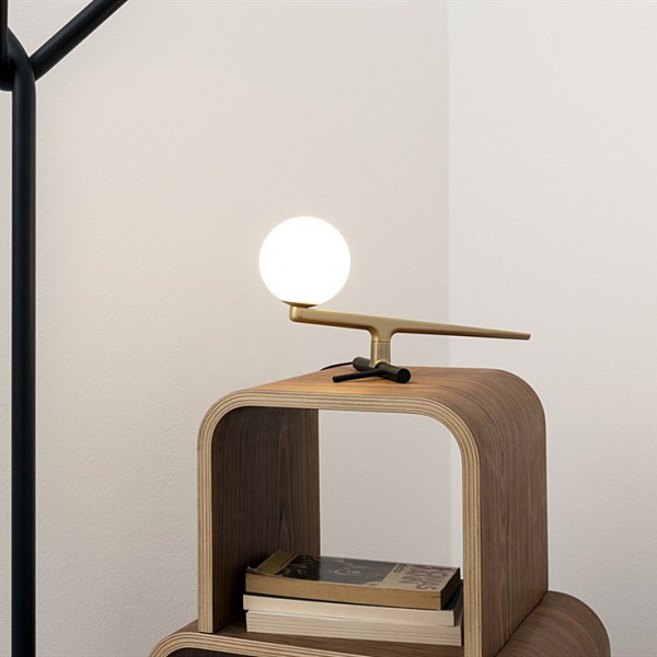 Yanzi Table Lamp
