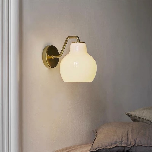 VL Ring Crown Wall Lamp