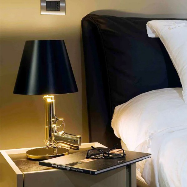 Оружие - Настольная лампа для пистолета