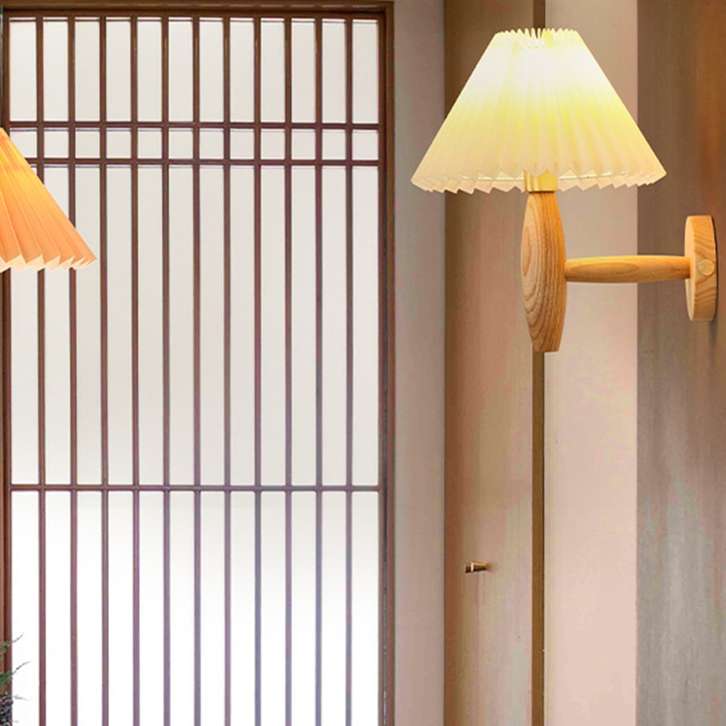 Wooden Wall Lamp