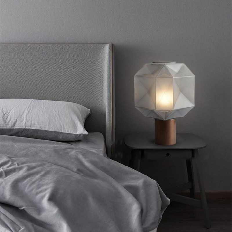 LINN Постмодернистский настольный светильник