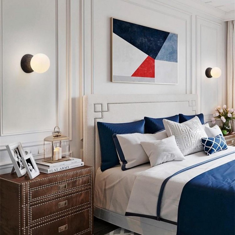 MIA Minimalist Wall Light