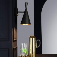 Ударная настенная лампа