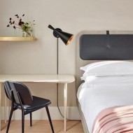 Ударная настенная лампа