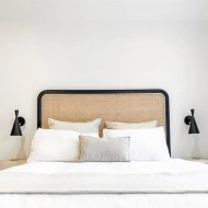 Ударная настенная лампа