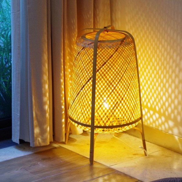 Bamboo Woven Vertical High Net Table Light