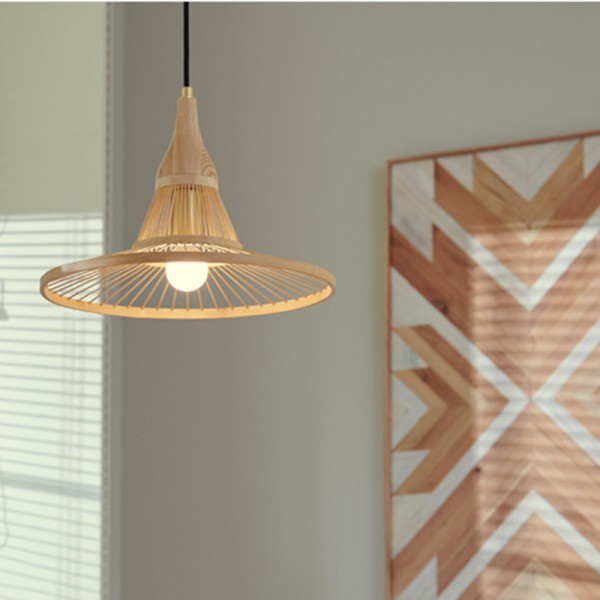 Straw Hat Art Pendant Light